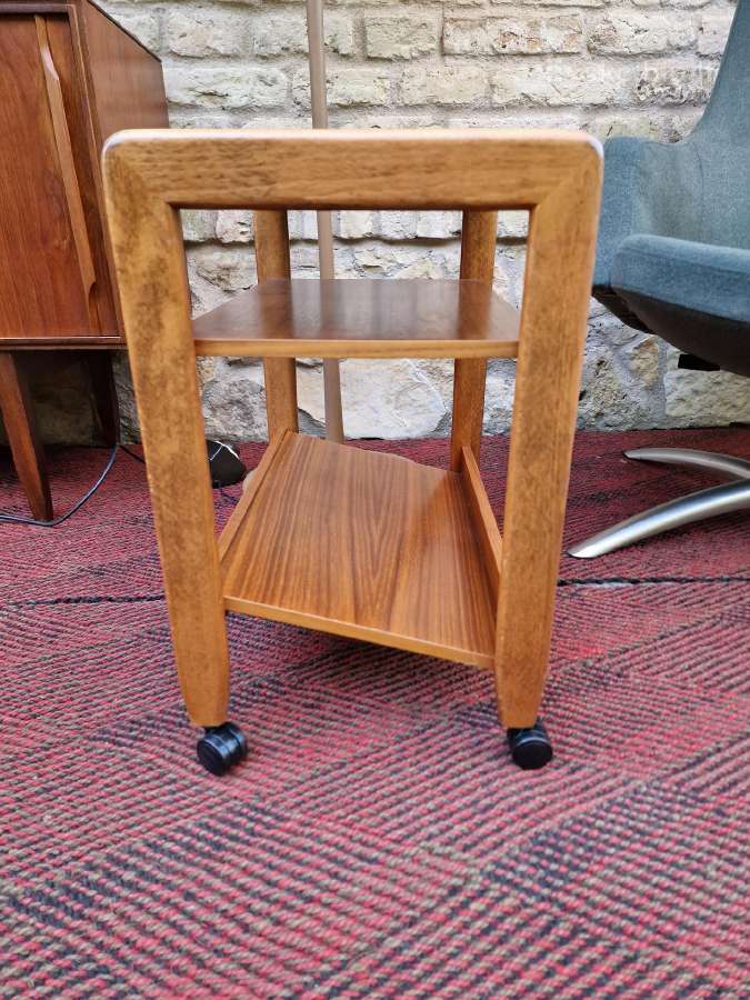 Vintažinis mid century tikmedžio staliukas - nuotraukos Nr. 13