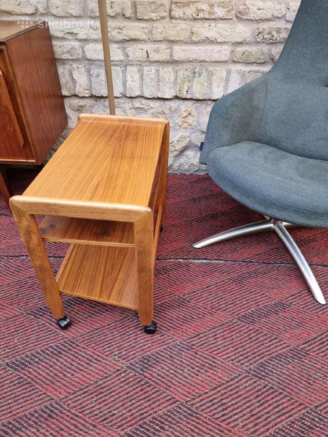 Vintažinis mid century tikmedžio staliukas - nuotraukos Nr. 16