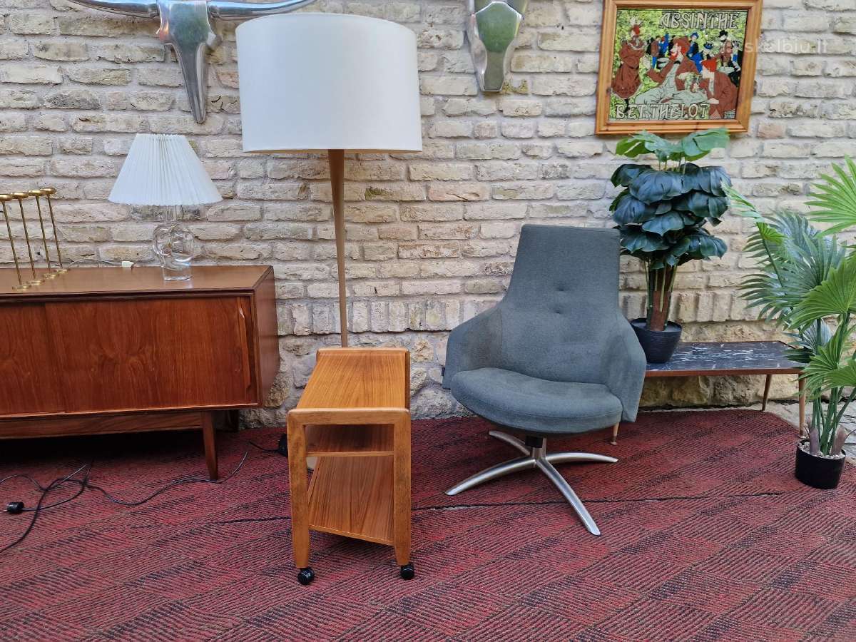 Vintažinis mid century tikmedžio staliukas - nuotraukos Nr. 18