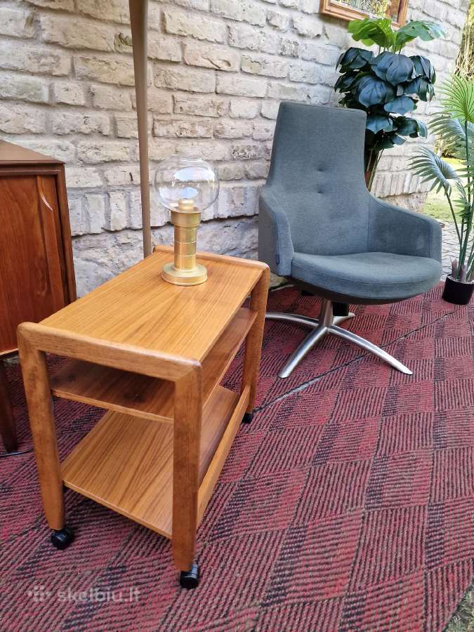 Vintažinis mid century tikmedžio staliukas - nuotraukos Nr. 22