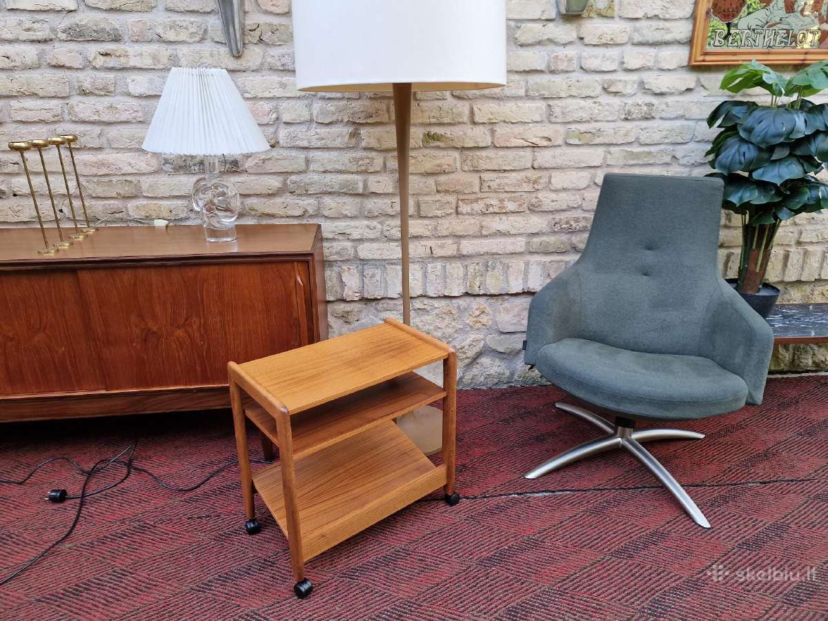 Vintažinis mid century tikmedžio staliukas - nuotraukos Nr. 24