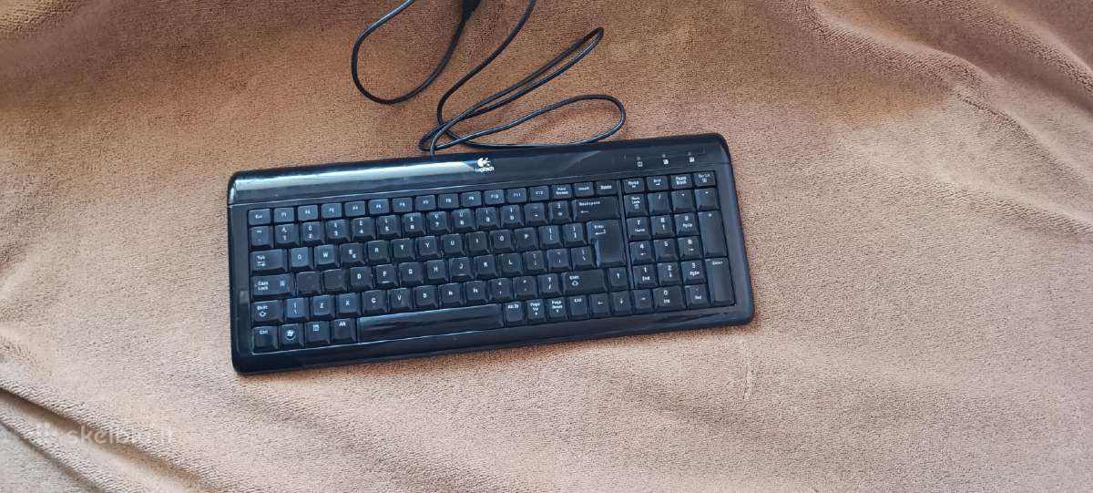 Logitech ultra flat klaviatura Y BP 62