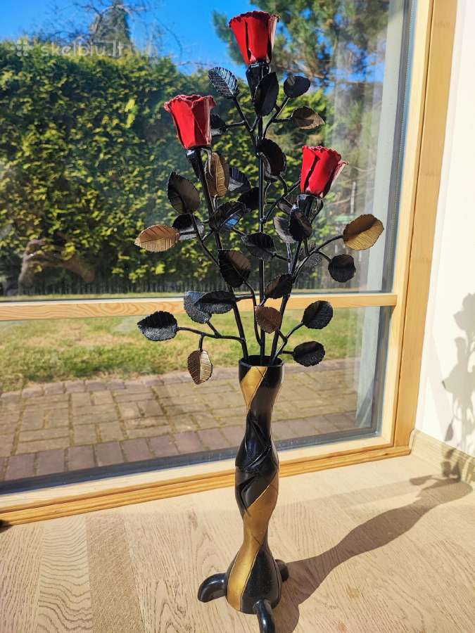 Rankų darbo metalinės rožės - nuotraukos Nr. 2