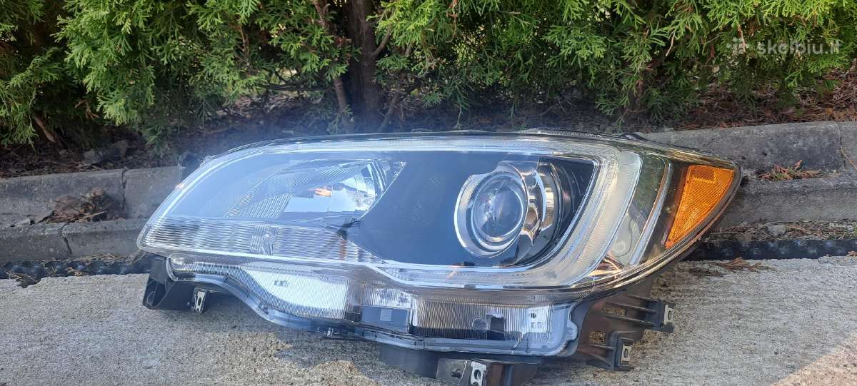 Priekis žibintas Subaru outback 2016 2018