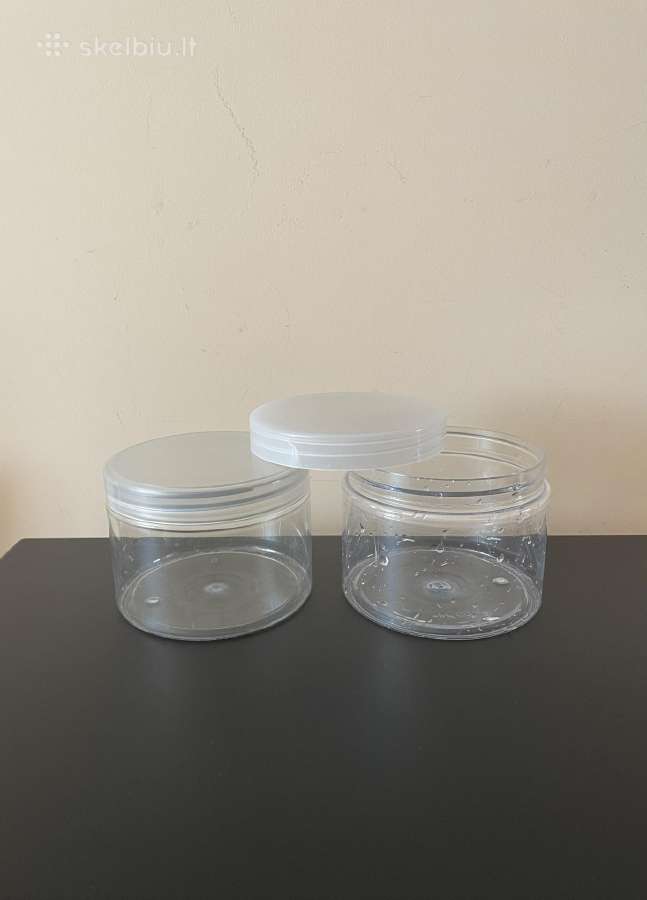 2 plastikiniai indeliai po 500 ml