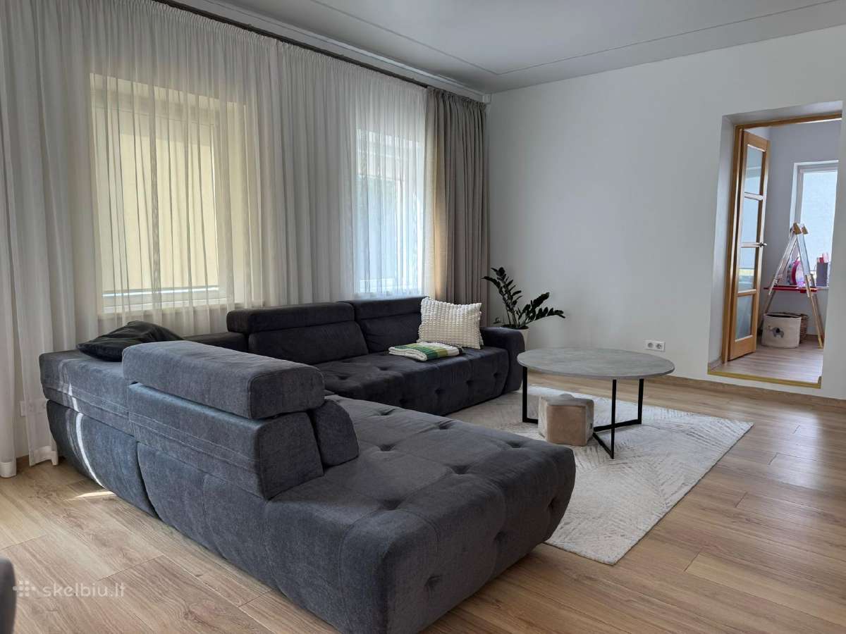 Parduodamas namas miesto centre - nuotraukos Nr. 24