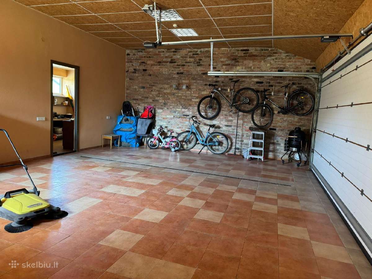 Parduodamas namas miesto centre - nuotraukos Nr. 37