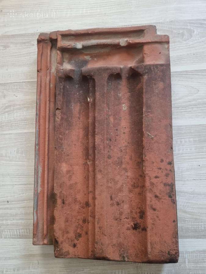 Parduodamos senovinės molinės čerpės