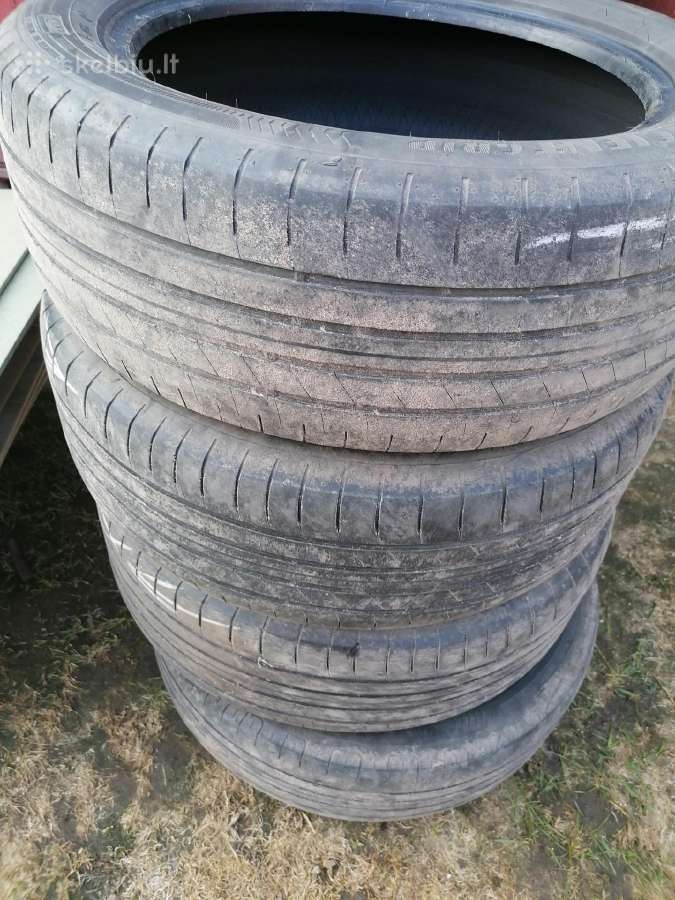 4daudotos goog year padangos 40€