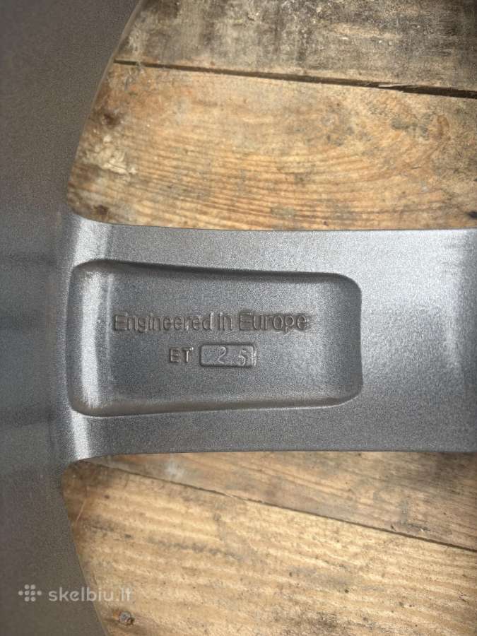 Parduodu r20 ratus tarpai tarp skylių 5~112