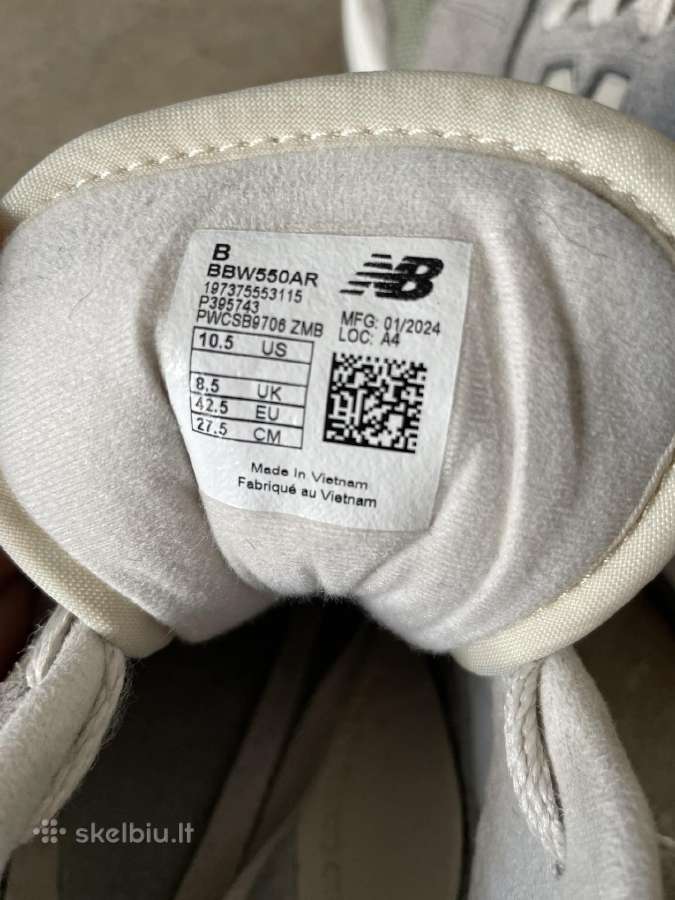 New Balance 550