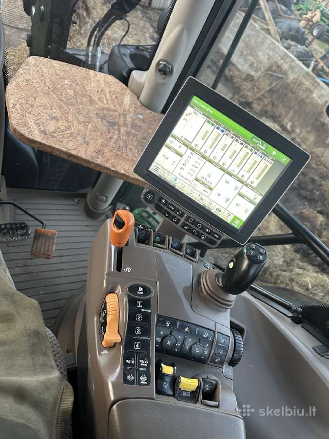 Traktorius john deere 6215r 2015 metu - nuotraukos Nr. 2