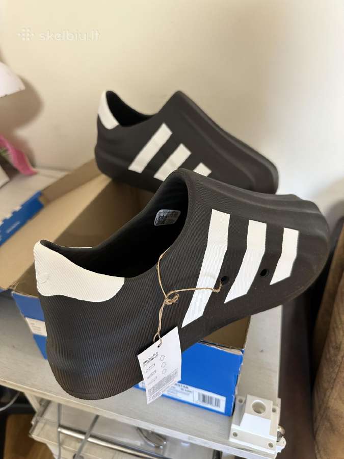 Unisex batai Adidas adifom