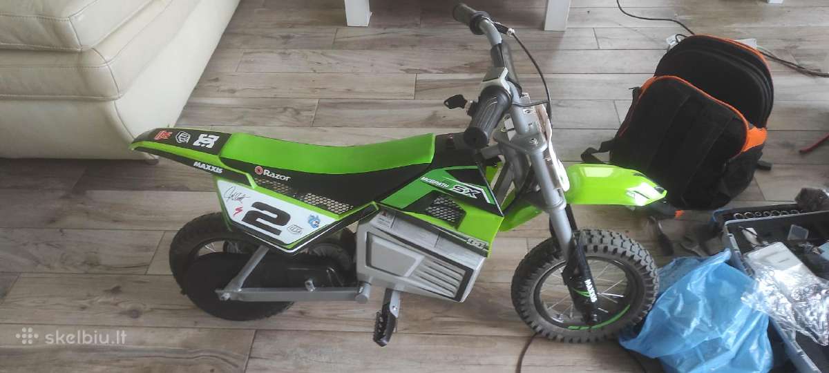 Parduodu elektrinį motociklą razor Mx350 - nuotraukos Nr. 2