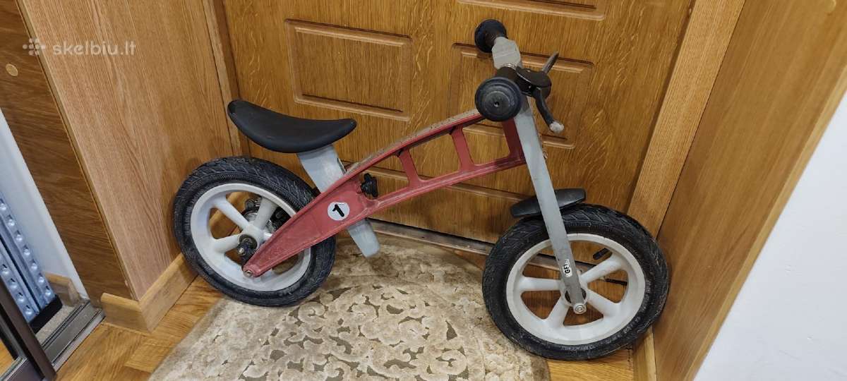 Balansinis dviratukas First Bike