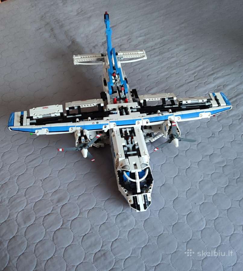 Lego Technic 42025 Cargo plane (lėktuvas)