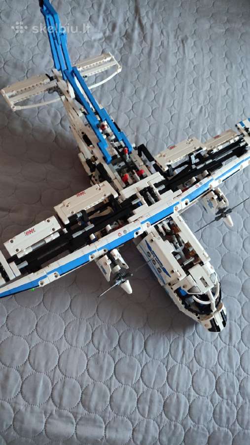 Lego Technic 42025 Cargo plane (lėktuvas) - nuotraukos Nr. 11