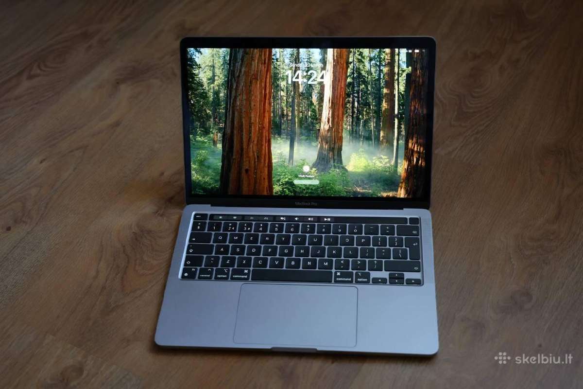 MacBook pro M2 512gb 8gb RAM