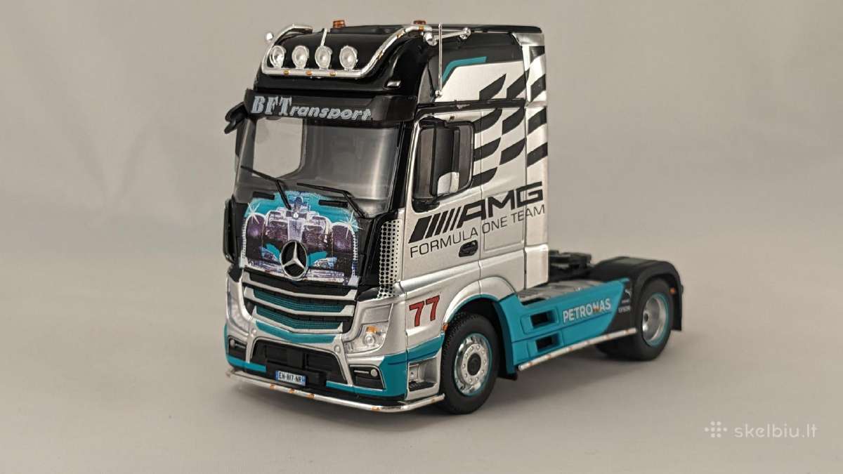 1/43 modeliukai MB Actros Mp4 2012