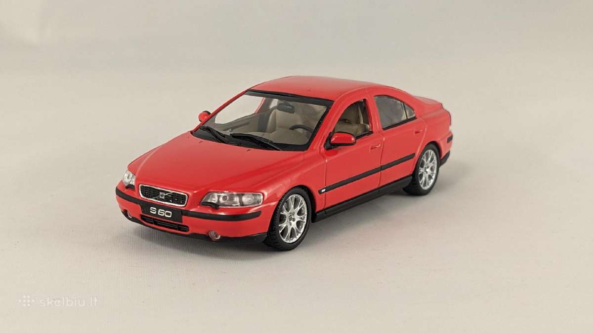 1/43 modeliukai Volvo S60 Mk1 2001-2005