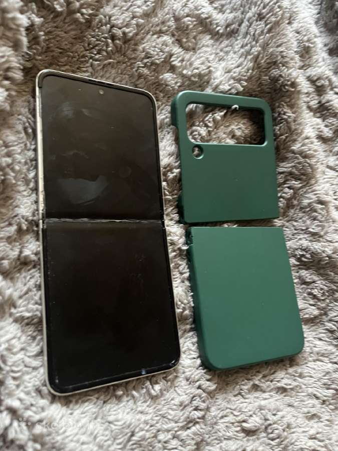 Samsung Galaxy Flip z3