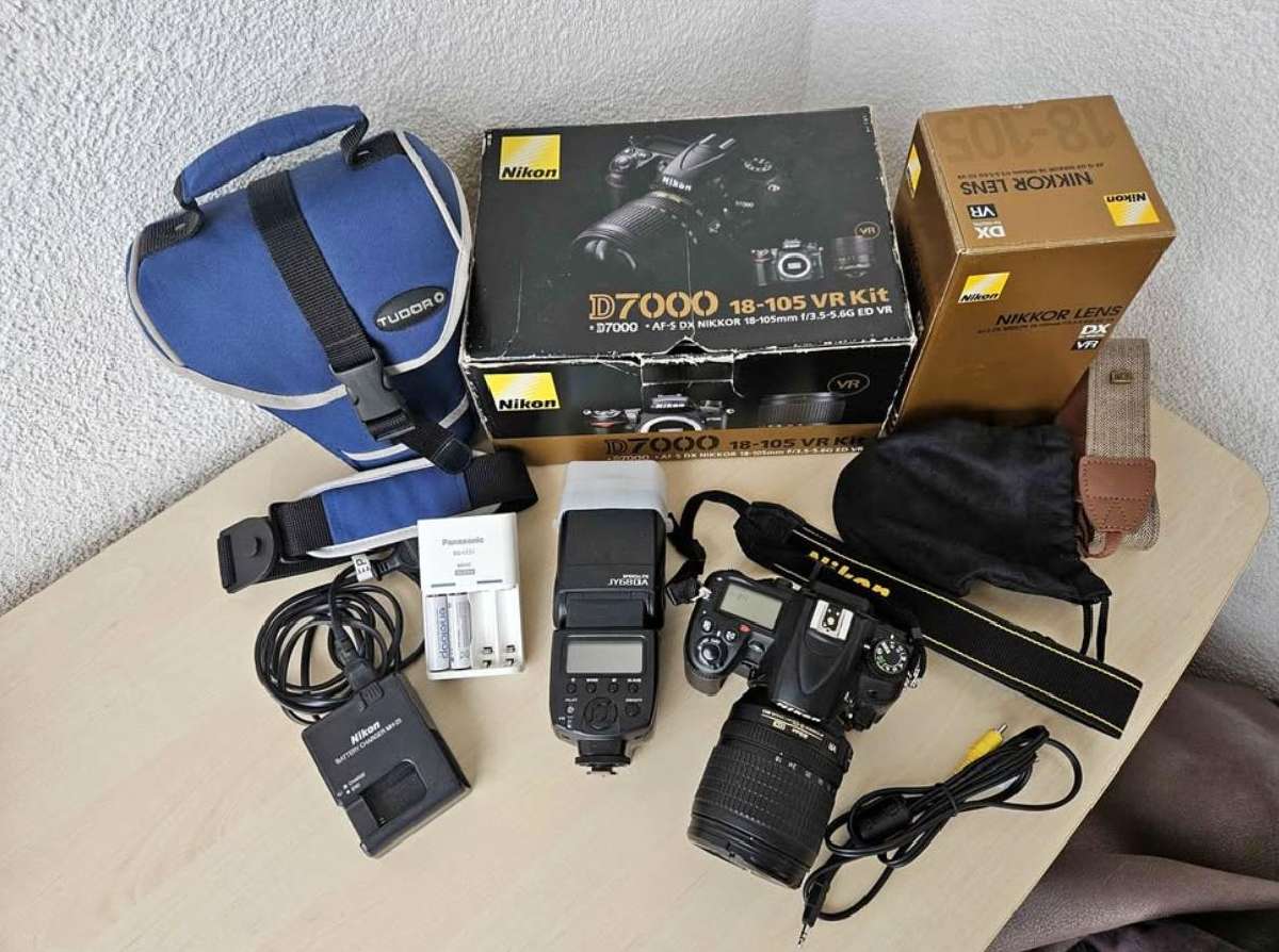 Nikon D7000 fotoaparato rinkinys