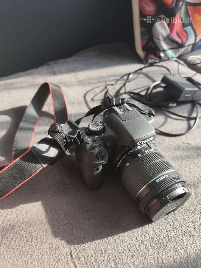 Fotoaparatas Canon EOS 750d
