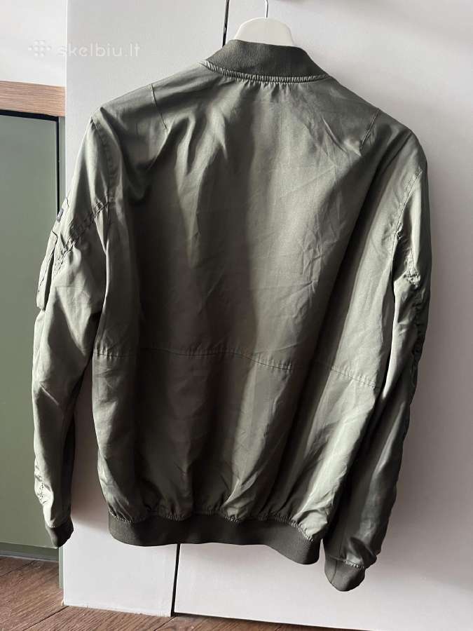 Puiki Pull & Bear Striukė - nuotraukos Nr. 2