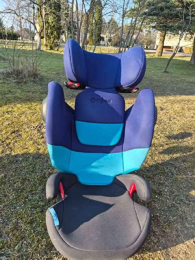 Automobilinė kėdutė su isofix