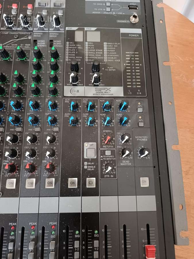 Mikserinis pultas Yamaha mgp16x - nuotraukos Nr. 2
