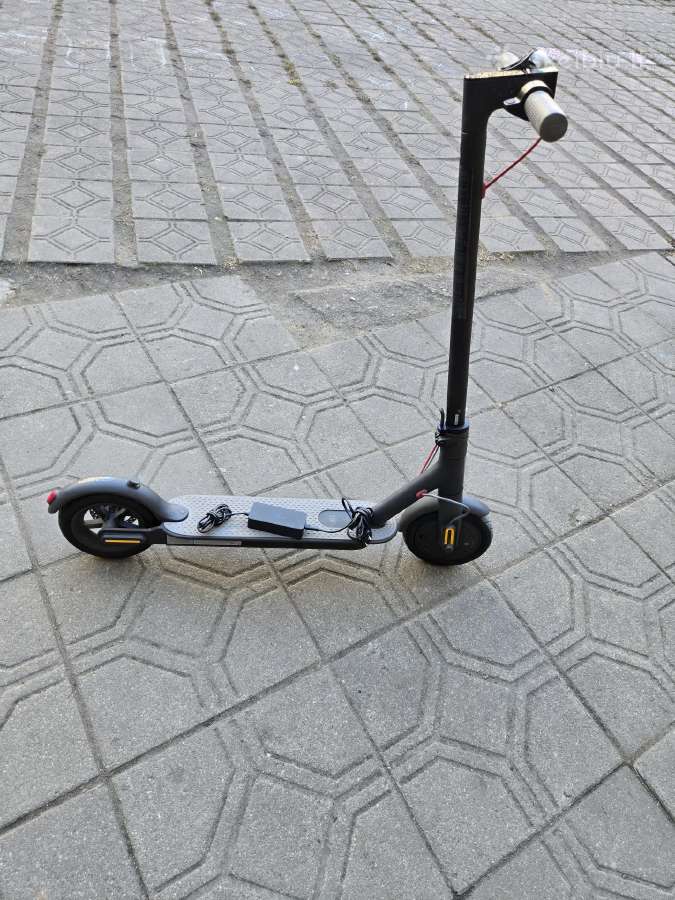 2el.paspirtukai m365 važiuoja gerai ,viskas veikia