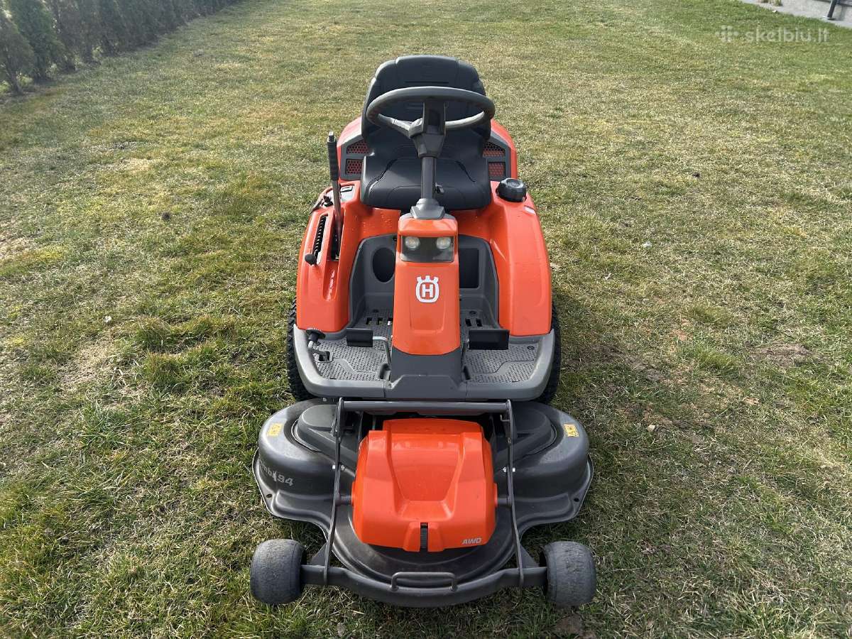 Husqvarna R216 Awd