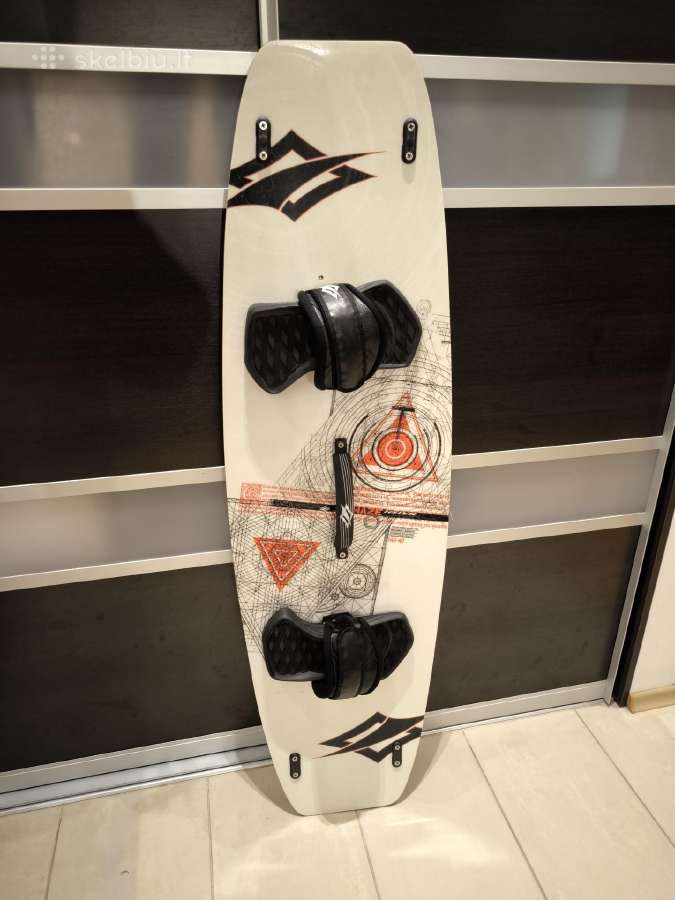 Kaito lenta Naish 141 x41 cm