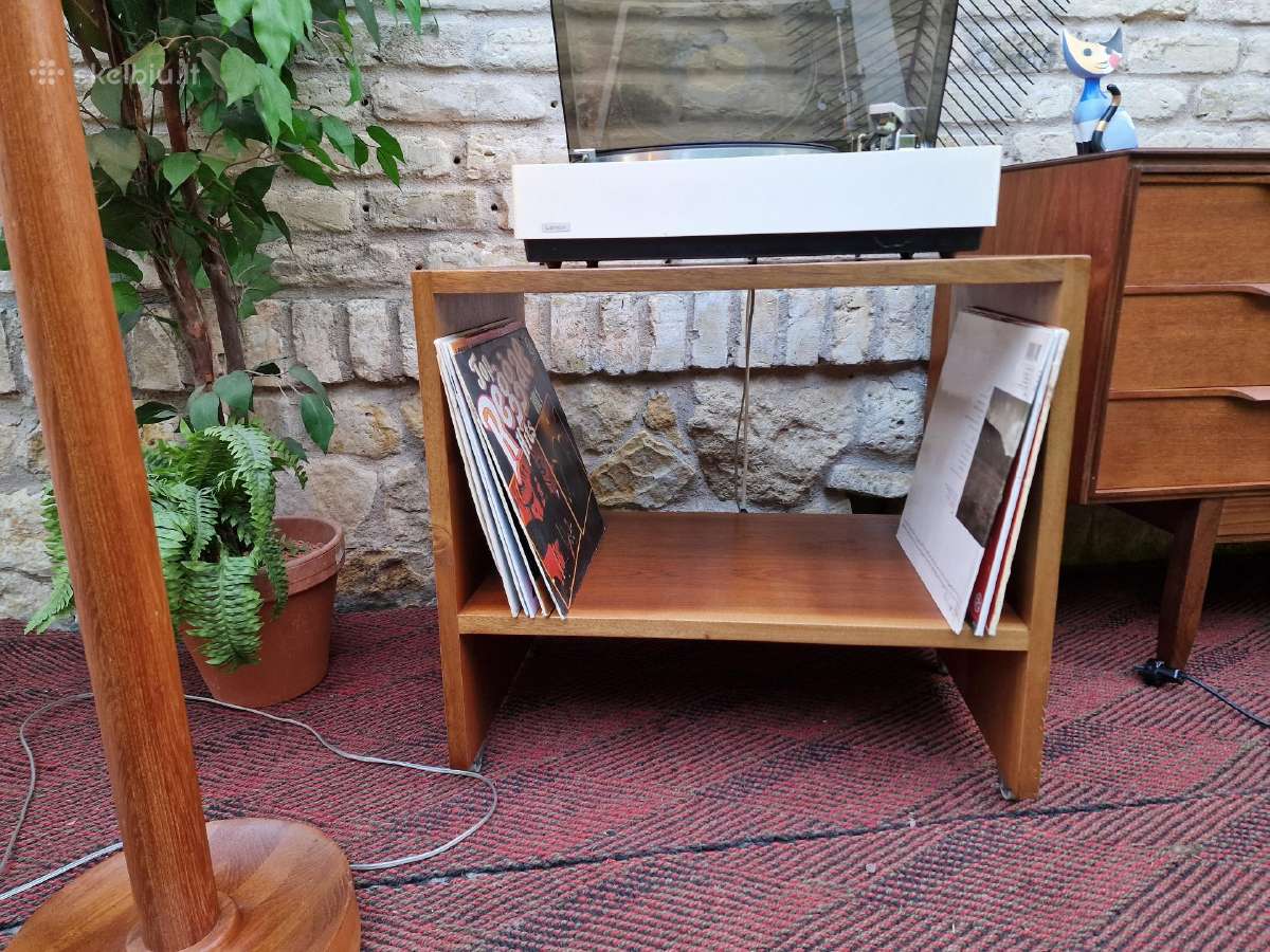 Vintažinis mid century riešuto patefono staliukas - nuotraukos Nr. 8