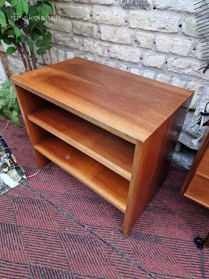 Vintažinis mid century riešuto patefono staliukas - nuotraukos Nr. 17