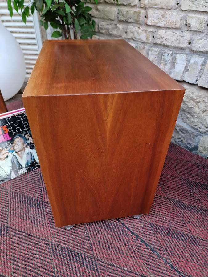 Vintažinis mid century riešuto patefono staliukas - nuotraukos Nr. 19