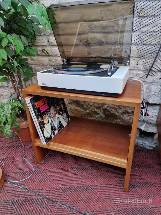 Vintažinis mid century riešuto patefono staliukas - nuotraukos Nr. 27