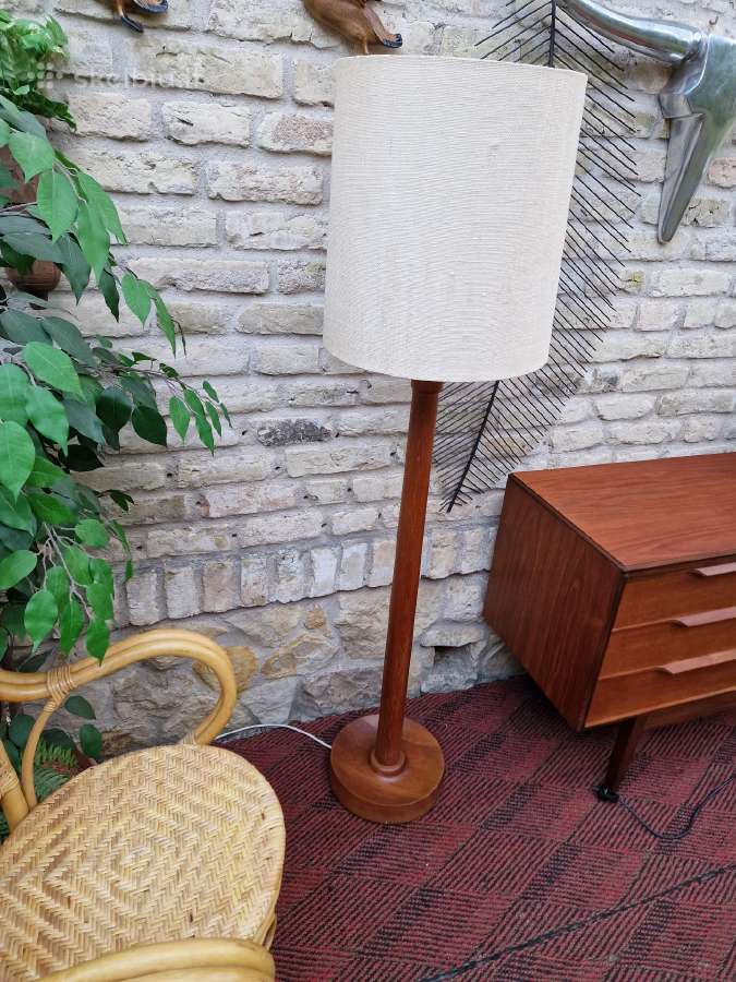 Vintažinis mid century tikmedžio toršeras - nuotraukos Nr. 9