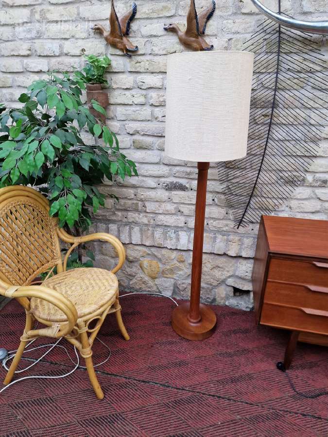 Vintažinis mid century tikmedžio toršeras - nuotraukos Nr. 21