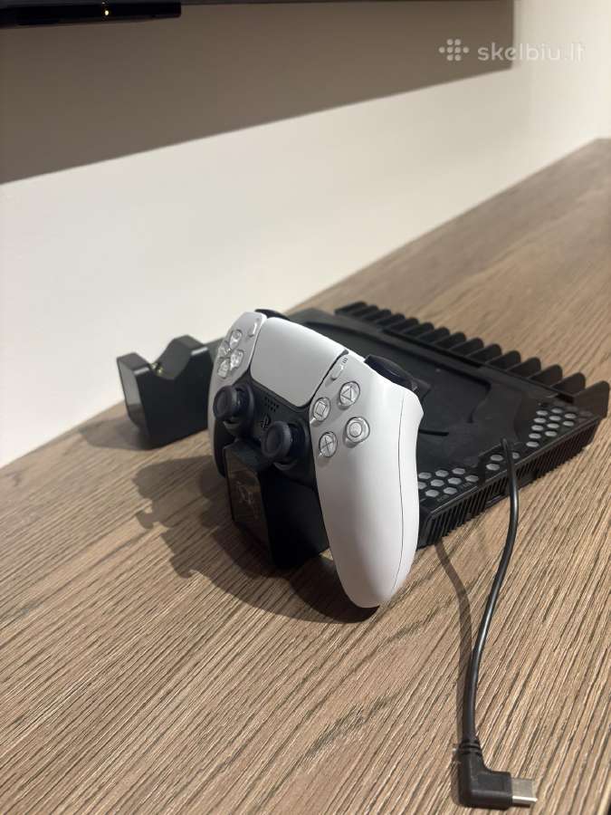 Ps 5 stovas su ventiliatoriumi - nuotraukos Nr. 4