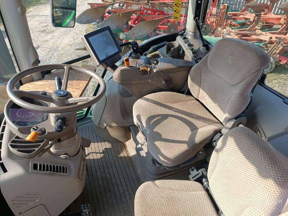 Traktorius john deere 6215r 2015 metu - nuotraukos Nr. 7