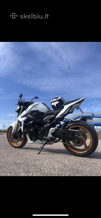 Parduodamas Suzuki gsr 750