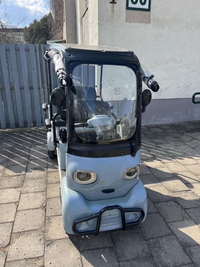 Parduodamas elektrinis keturratis ''Panda''