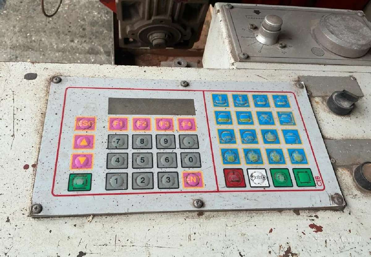 Automatinės juostinės metalo pjovimo staklės CNC - nuotraukos Nr. 2