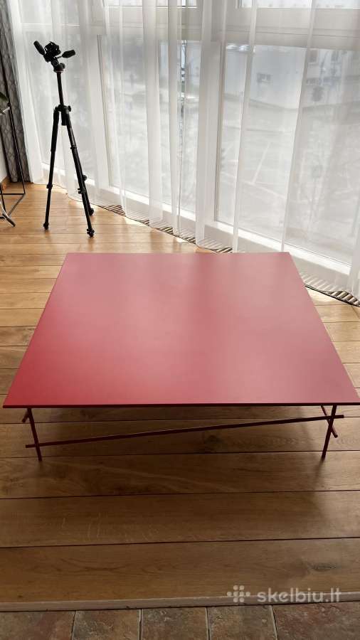 Shanghai Tip Moroso Table by Patricia Urquiola