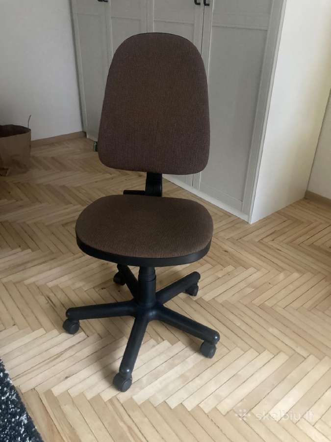Biuro kėdė