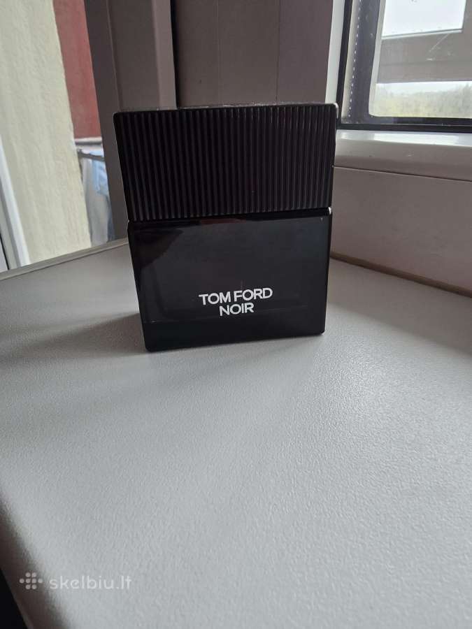Tom Ford Noir vyriški nišiniai kvepalai.
