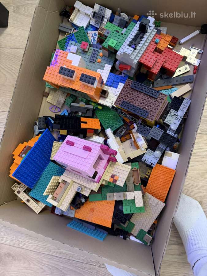 Lego Minecraft lobis