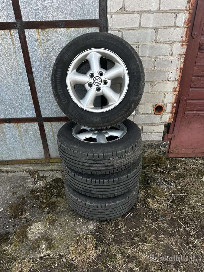Continental 215/65/16