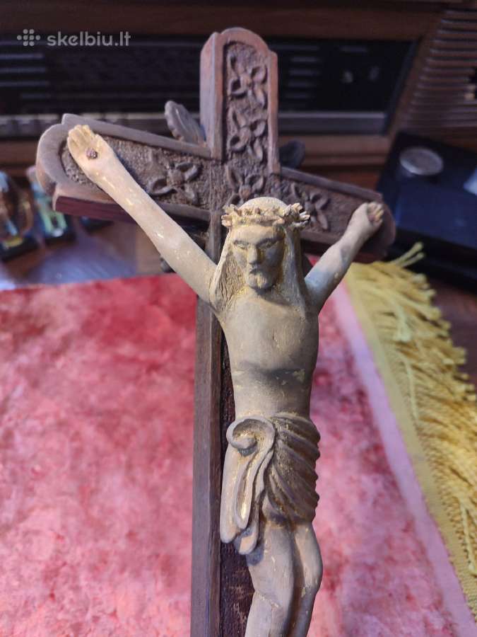 Religija senas pastatomas medinis kryžius - nuotraukos Nr. 3